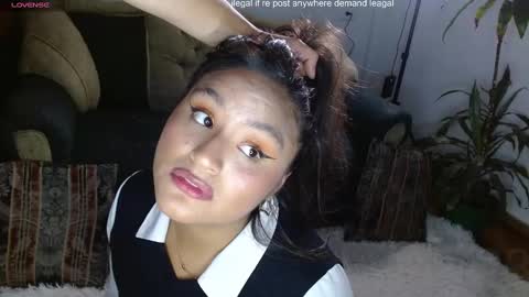 Snapshot of lauralei_01 chatting on 02/05/25, 10:22 Laura and Phillipe SEE YOU AGAIN ON JANUARY 12 2025 HAPPY NEW YEAR online show from 02/05/25, 10:22