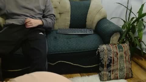 Snapshot of lauralei_01 chatting on 02/20/25, 03:34 Laura and Phillipe SEE YOU AGAIN ON JANUARY 12 2025 HAPPY NEW YEAR online show from 02/20/25, 03:34