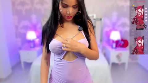 Laura MartinGMT-5 2200-0600 online show from 11/18/25, 11:59