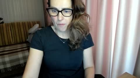 Lauraoven1 online show from 02/25/26, 10:03
