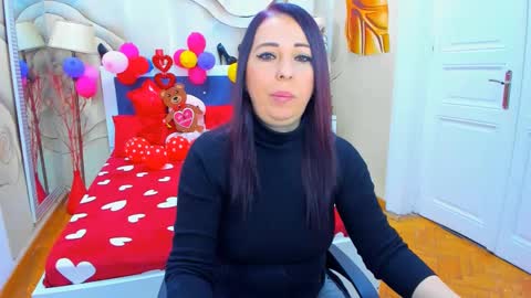 Laura online show from 02/16/25, 04:42