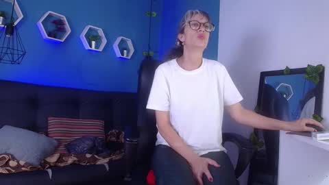 Laura Sofia online show from 03/01/26, 11:12