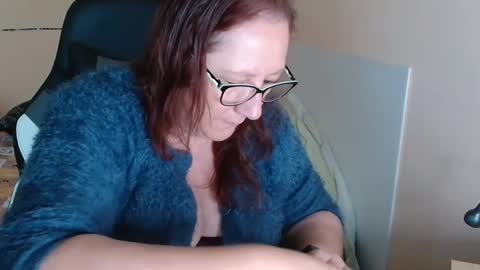 laureanne online show from 02/04/25, 09:49