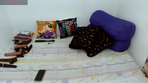 Lauren online show from 04/06/26, 07:37