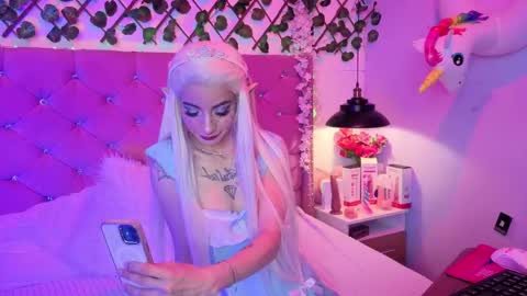 Lauren evans9 online show from 04/05/26, 04:31