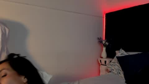 Lauren online show from 04/10/26, 05:34