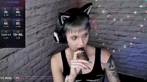 Eva online show from 10/14/25, 04:41