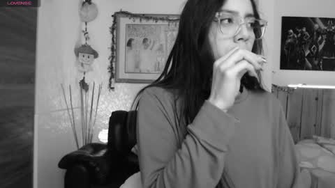 Lauren online show from 01/08/25, 01:53