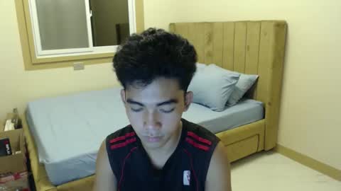 laurence_cuttieguyhere online show from 03/31/26, 04:51