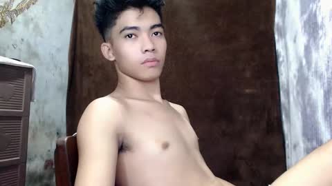 laurence_cuttieguyhere online show from 04/24/26, 07:05