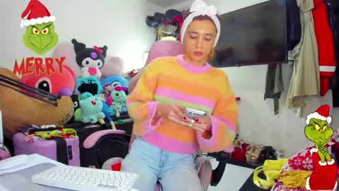 SF online show from 12/15/25, 05:39