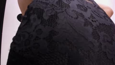 Snapshot of laurendpink chatting on 04/10/26, 02:22 laurendpink online show from 04/10/26, 02:22