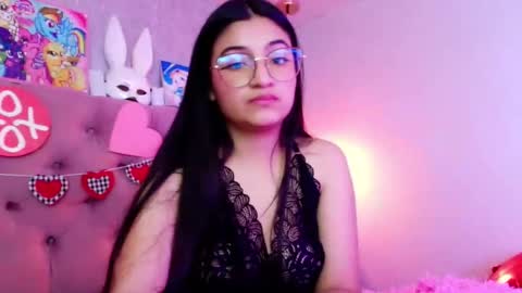 Laurene online show from 02/15/26, 08:46