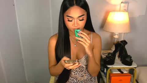 chloe3 online show from 06/25/26, 05:17