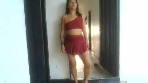 laurenhot94 online show from 10/09/25, 11:52