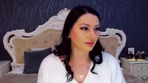 Snapshot of laurenjenssen chatting on 01/16/26, 09:24 Laura online show from 01/16/26, 09:24