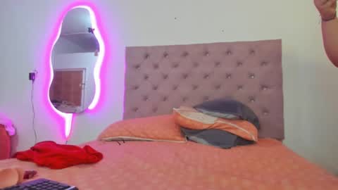 laurenlaine online show from 03/09/25, 07:37