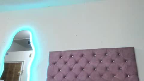 laurenlaine online show from 10/02/25, 02:18