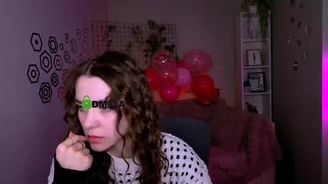 Laure online show from 02/20/26, 10:27