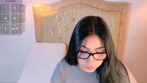 laurenn_smitth online show from 03/23/26, 12:42