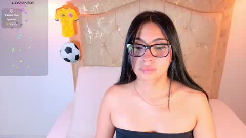 laurenn_smitth online show from 07/16/26, 12:33
