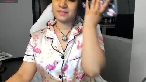 Snapshot of laurent_jones chatting on 06/21/26, 10:29 daniela angel online show from 06/21/26, 10:29