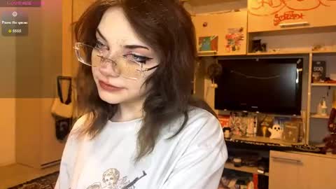Eva online show from 07/04/26, 10:16