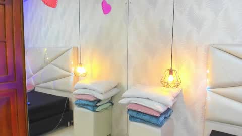 Laurent online show from 01/16/26, 10:19