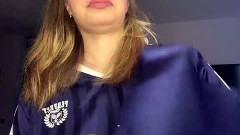 Bella online show from 07/13/26, 06:27