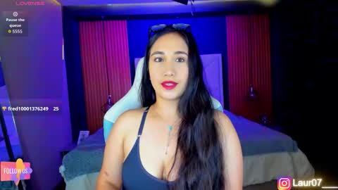 Lau Roberts online show from 09/09/25, 03:17