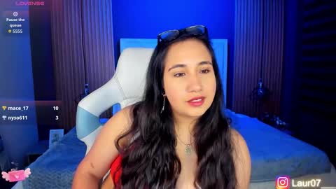 Lau Roberts online show from 09/16/25, 04:02