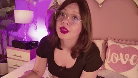 luu online show from 03/22/26, 03:26