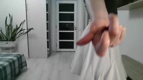 Diana  online show from 09/16/25, 04:52