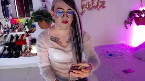 Cristina online show from 12/03/25, 11:58