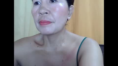 lavine1983 online show from 04/10/26, 11:53