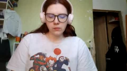 Snapshot of lavonesorge chatting on 02/13/26, 10:44 Adeline online show from 02/13/26, 10:44