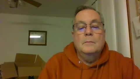 Snapshot of lawnboy62 chatting on 12/12/24, 02:59 lawnboy62 online show from 12/12/24, 02:59