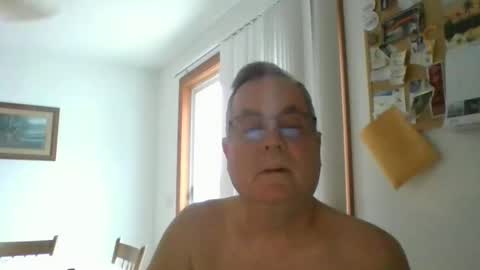 Snapshot of lawnboy62 chatting on 02/11/25, 10:50 lawnboy62 online show from 02/11/25, 10:50