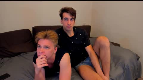 Snapshot of lawrence_miles chatting on 10/23/25, 08:18 Lawrence online show from 10/23/25, 08:18