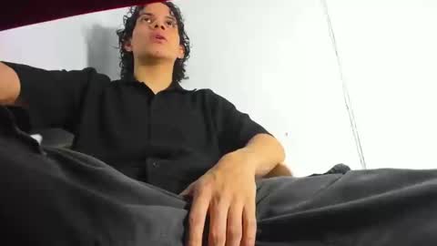 Snapshot of lax777_ chatting on 09/11/25, 11:05 ZAmbrano online show from 09/11/25, 11:05