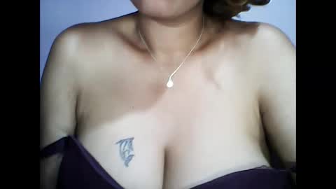 layanah12 online show from 01/09/25, 03:23