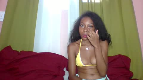 layannek online show from 03/03/26, 07:47