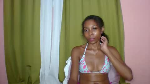 layannek online show from 04/14/26, 06:14