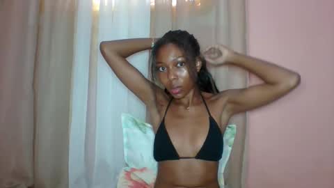 layannek online show from 05/25/26, 05:02