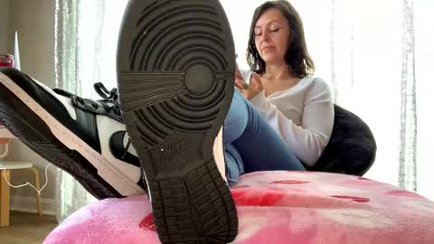 Laycee Layne online show from 03/30/26, 05:58