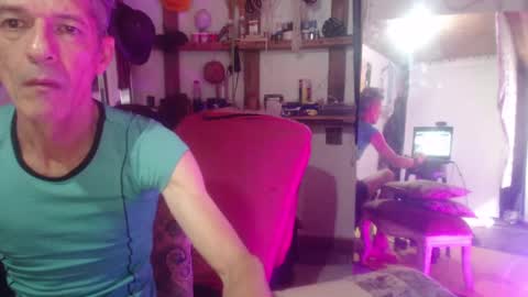 Laye19 online show from 01/03/25, 01:58