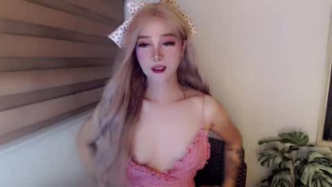 layla47649867 online show from 05/26/26, 01:34