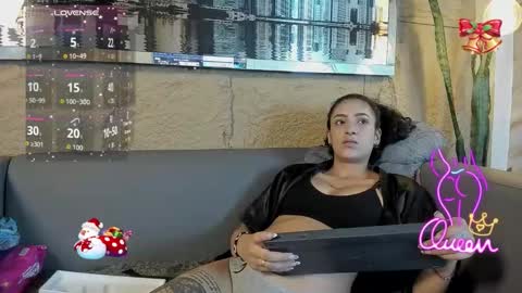 Layla online show from 01/07/26, 09:39