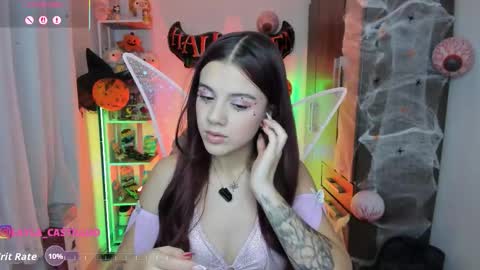 Snapshot of layla_castilloo chatting on 10/31/25, 02:34 Layla online show from 10/31/25, 02:34