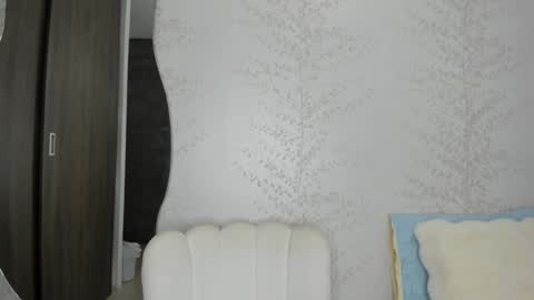 Snapshot of layla_vanegas chatting on 12/10/24, 12:39 Layla Vanegas online show from 12/10/24, 12:39